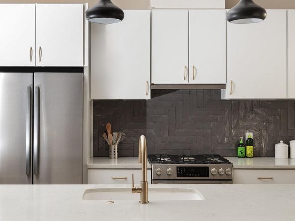 2300 Enfield RD 303, Austin TX 78703