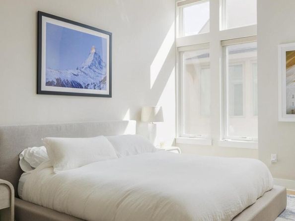 2300 Enfield RD 303, Austin TX 78703