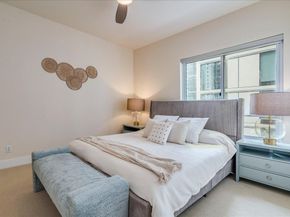 603 Davis ST 1704, Austin TX 78701