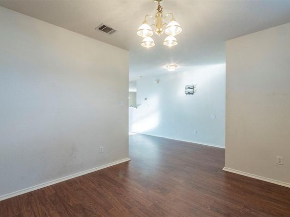 705 Riverway LN, Leander TX 78641