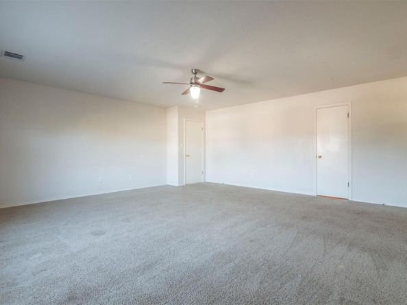 705 Riverway LN, Leander TX 78641