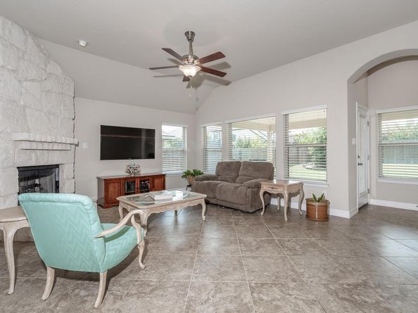 319 Tascate ST, Georgetown TX 78628