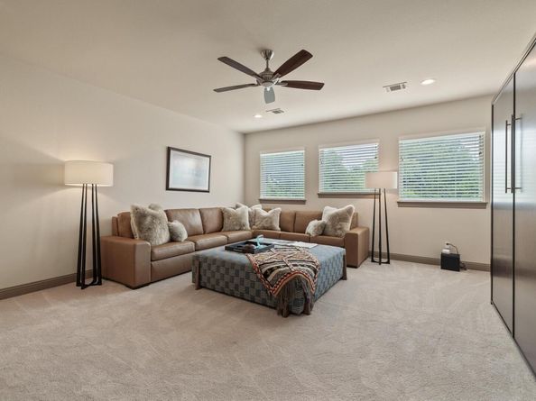 313 Grand Oaks LN, Georgetown TX 78628