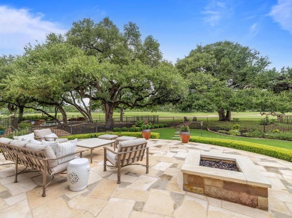 313 Grand Oaks LN, Georgetown TX 78628
