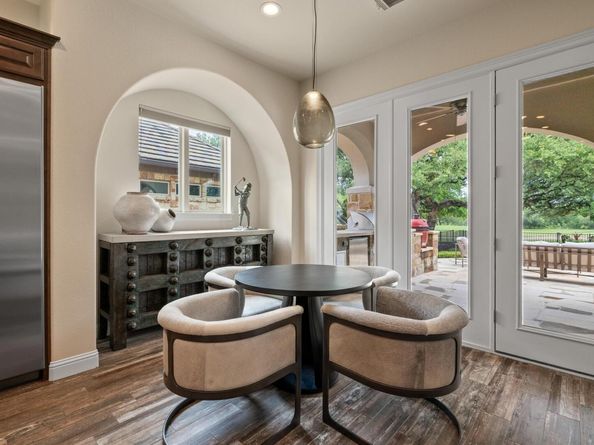 313 Grand Oaks LN, Georgetown TX 78628