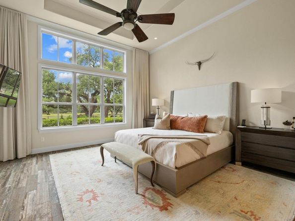 313 Grand Oaks LN, Georgetown TX 78628