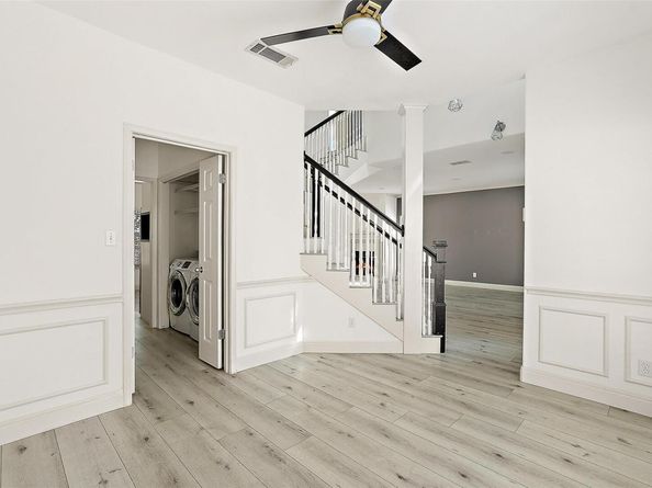 210 Le Grande Ave, Austin TX 78704