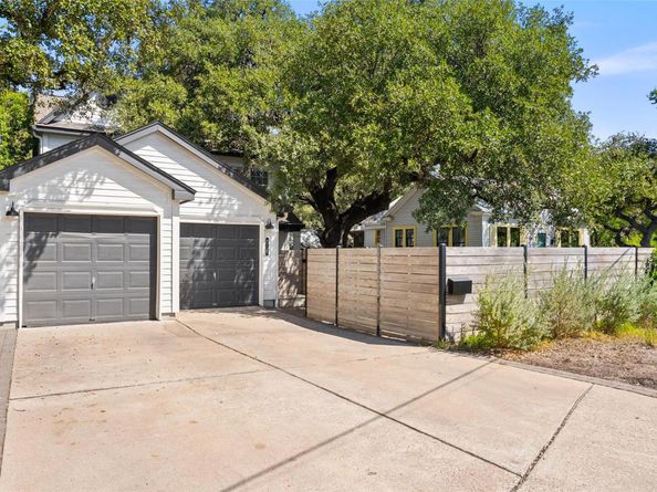 210 Le Grande Ave, Austin TX 78704