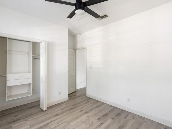 210 Le Grande Ave, Austin TX 78704