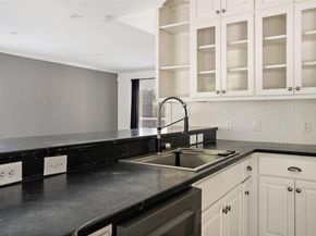 210 Le Grande Ave, Austin TX 78704