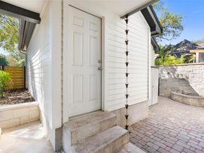210 Le Grande Ave, Austin TX 78704