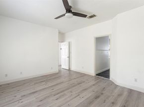 210 Le Grande Ave, Austin TX 78704