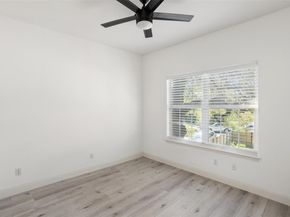 210 Le Grande Ave, Austin TX 78704