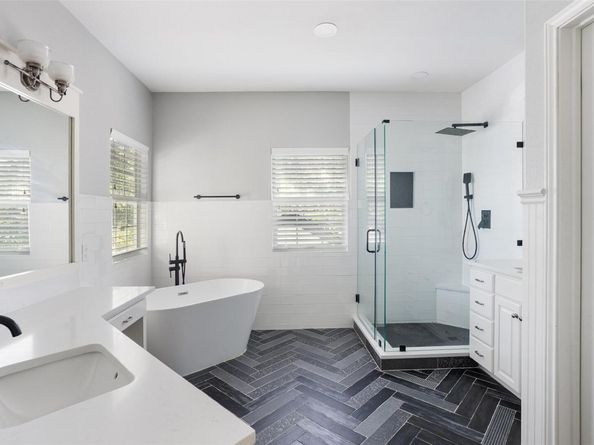 210 Le Grande Ave, Austin TX 78704