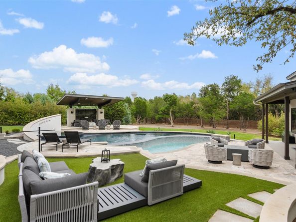 15124 Grumbles LN, Austin TX 78738