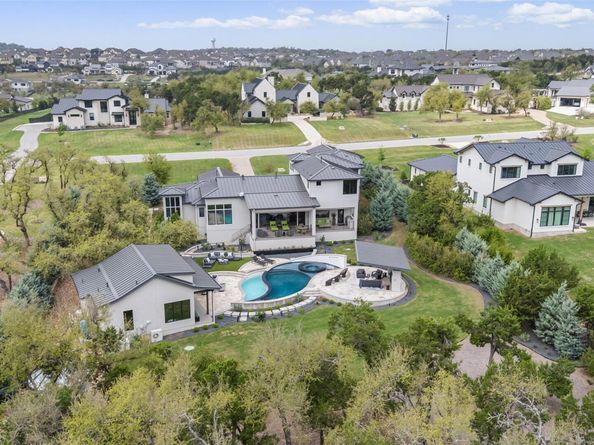 15124 Grumbles LN, Austin TX 78738