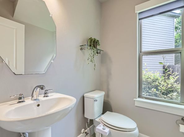 13001 Hymeadow DR 18, Austin TX 78729