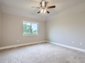 13001 Hymeadow DR 18, Austin TX 78729