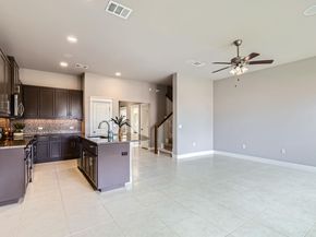 13001 Hymeadow DR 18, Austin TX 78729
