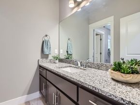 13001 Hymeadow DR 18, Austin TX 78729