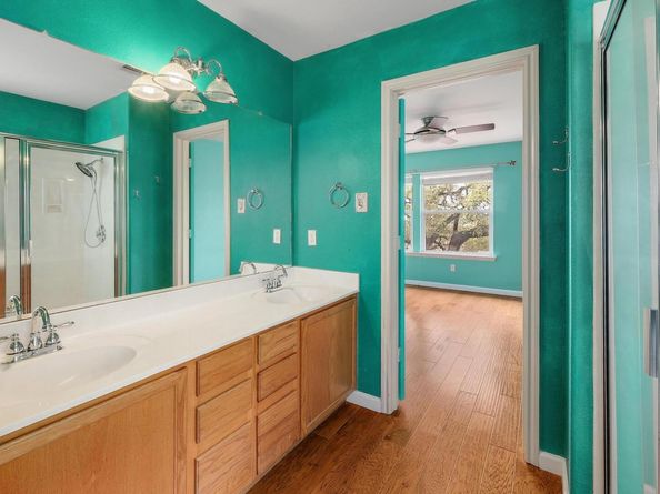 4142 Rockwood DR, Lago Vista TX 78645