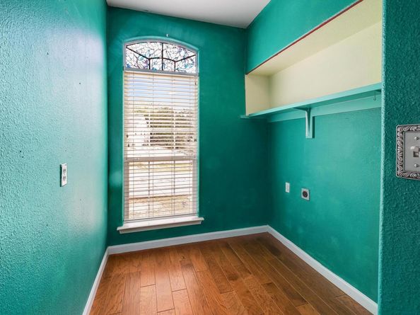 4142 Rockwood DR, Lago Vista TX 78645