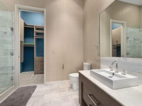 210 Lavaca ST 3503, Austin TX 78701