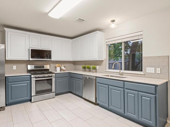 2716 Cradlerock TER, Austin TX 78748