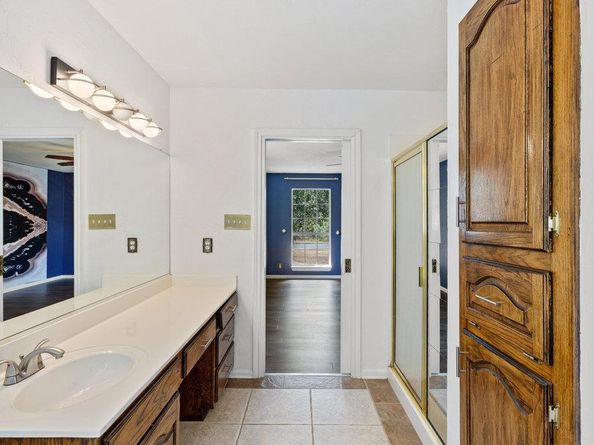 2412 Jones RD, Austin TX 78745