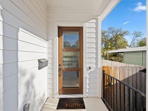 2005 Winsted LN B, Austin TX 78703