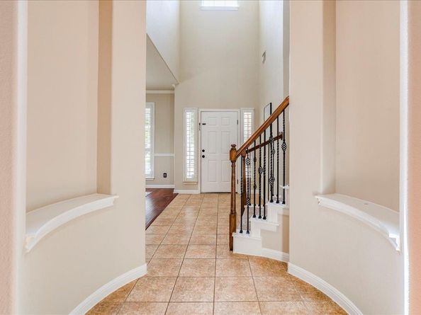 301 Flagstone CT, Cedar Park TX 78613