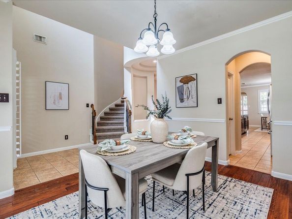 301 Flagstone CT, Cedar Park TX 78613