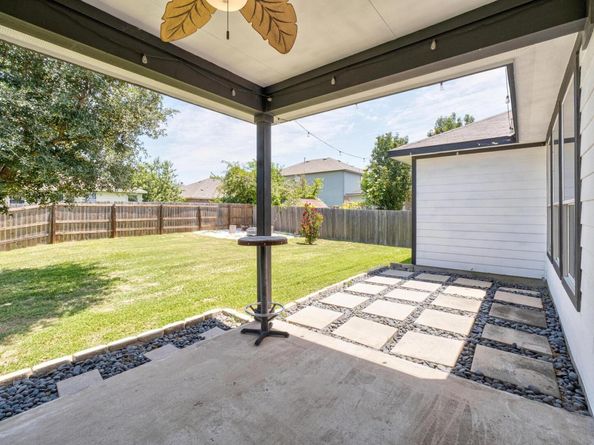 11124 Silo Valley DR, Austin TX 78754
