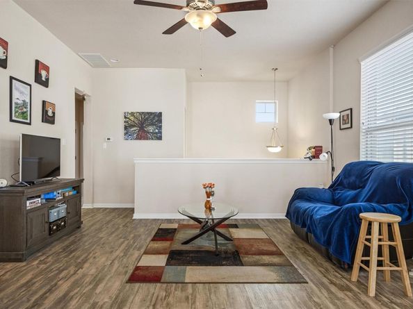 2302 Dillon Pond LN A, Pflugerville TX 78660