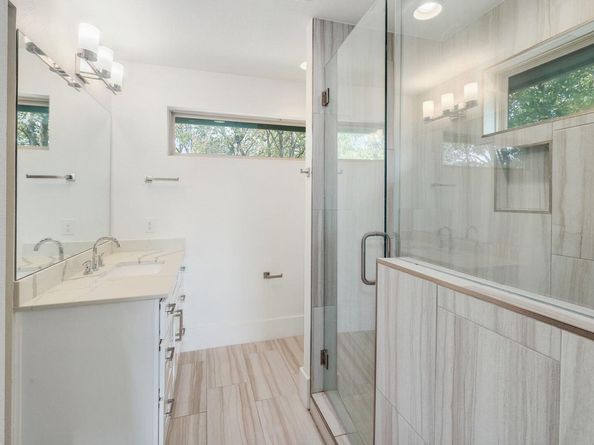 602 Irma DR 2, Austin TX 78752