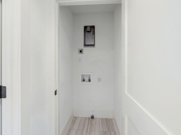 602 Irma DR 2, Austin TX 78752