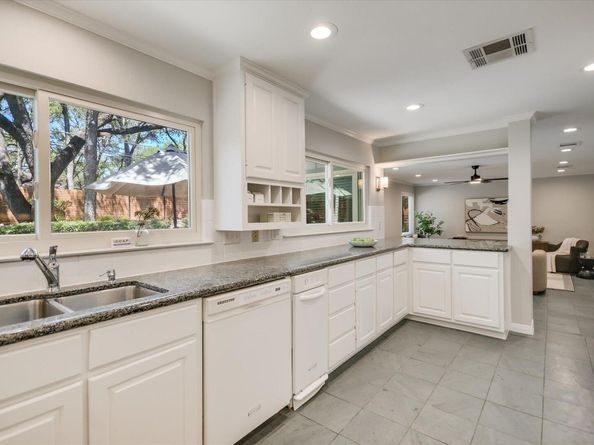 8112 Cardin DR, Austin TX 78759