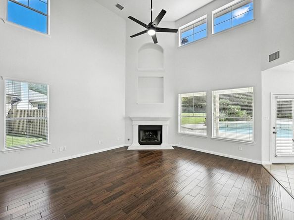 2817 Scotia Bluff LOOP, Austin TX 78748