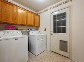 800 Red Hawk DR, Leander TX 78641