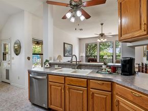 800 Red Hawk DR, Leander TX 78641