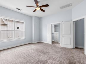 2520 Bluebonnet LN 52, Austin TX 78704