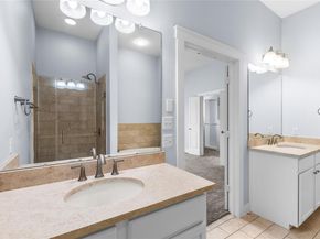 2520 Bluebonnet LN 52, Austin TX 78704