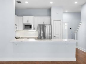 2520 Bluebonnet LN 52, Austin TX 78704