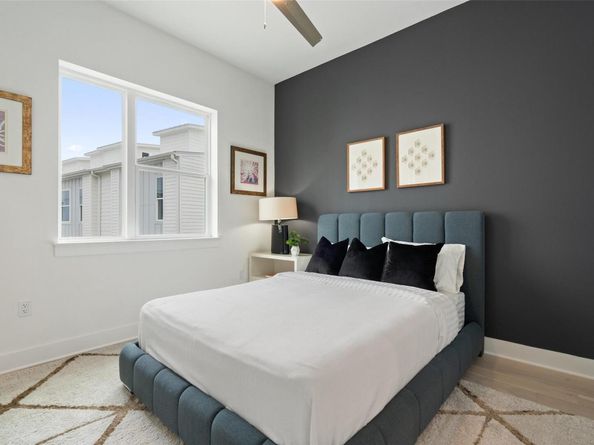 2805 McCurdy ST 4, Austin TX 78723