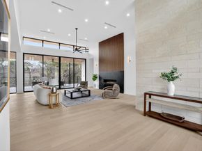 2319 Cypress PT E, Austin TX 78746