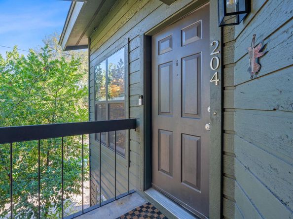 601 Hearn ST 204, Austin TX 78703