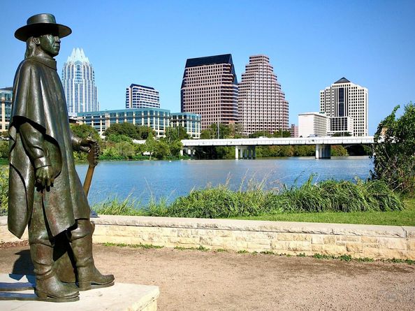 601 Hearn ST 204, Austin TX 78703