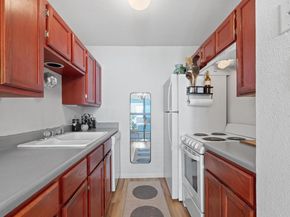 601 Hearn ST 204, Austin TX 78703