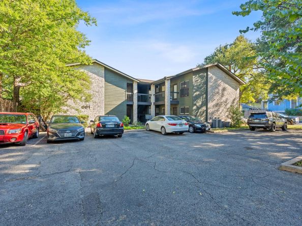 601 Hearn ST 204, Austin TX 78703