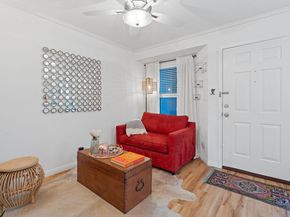 601 Hearn ST 204, Austin TX 78703